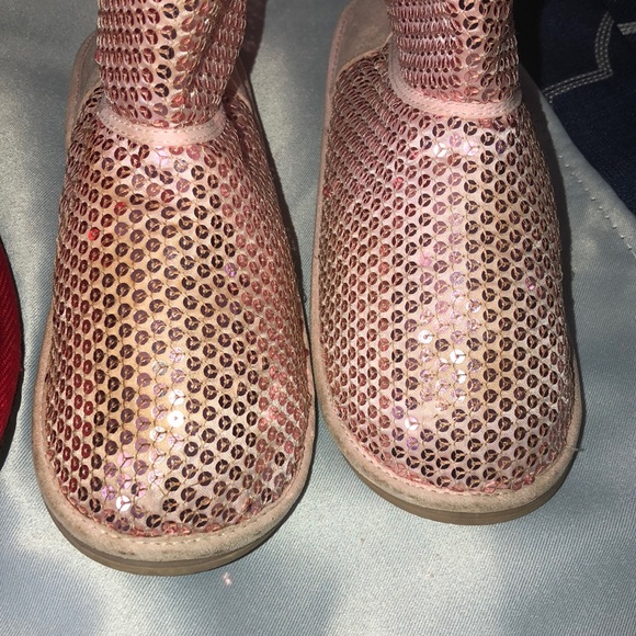 Minnie Mouse, sequins, snow, suede glitter boots - Picture 13 of 16